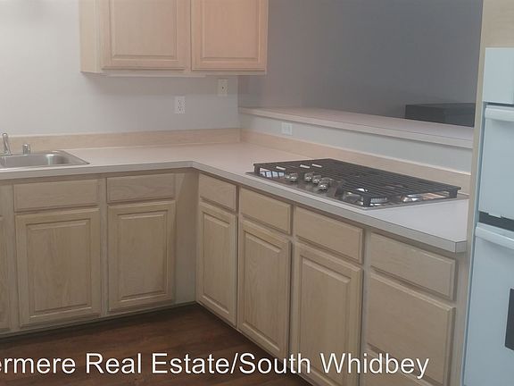 3rd image of 2418 Useless Bay Ave #402