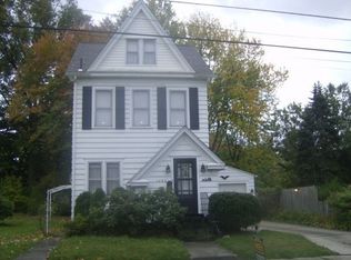 1252 Stanton St, Sharon, PA