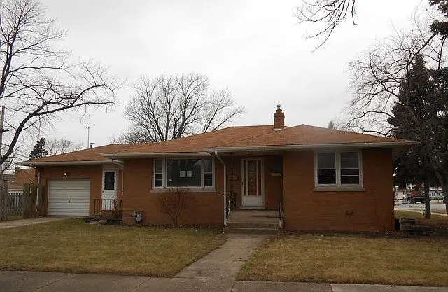 17406 Walter St photo 1