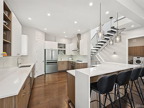 2nd image of 6055 W Keene Avenue