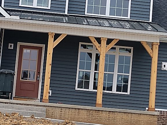 3rd image of 147 Hawthorne Dr