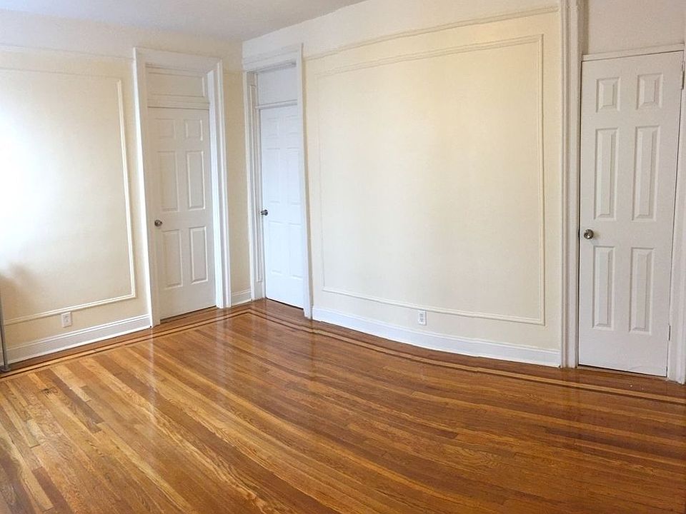 1st image of 25-10 31st Ave #4B