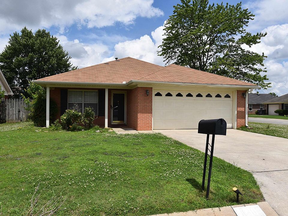 1st image of 1210 Palisade Ct SW