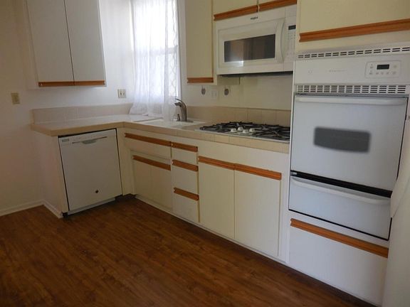 5th image of 320 Oceano Ave APT 3