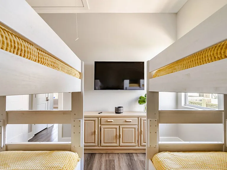 1/2 Johnson Crawford Cir E — Photo 11