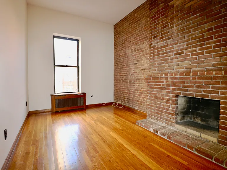 126 W 74th St #3A — Photo 7