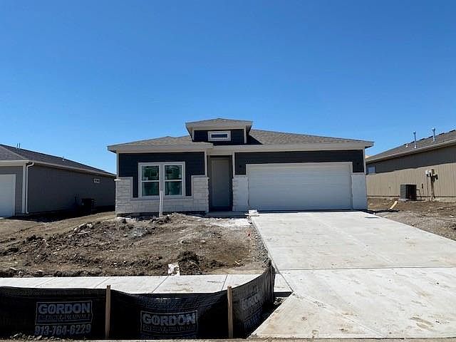 1st image of 20674 Skyview Ln