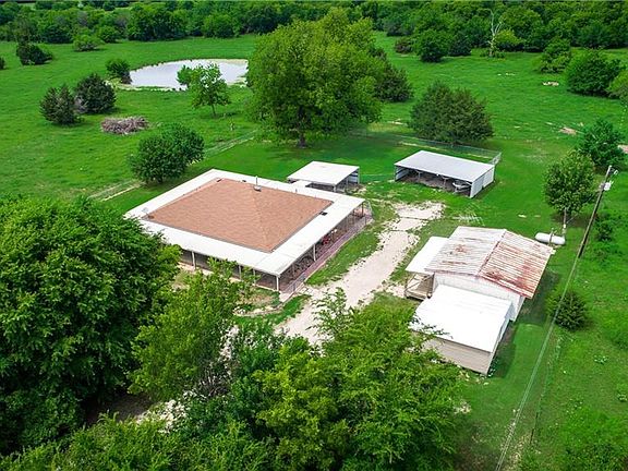 3rd image of 4450 County Road 3410