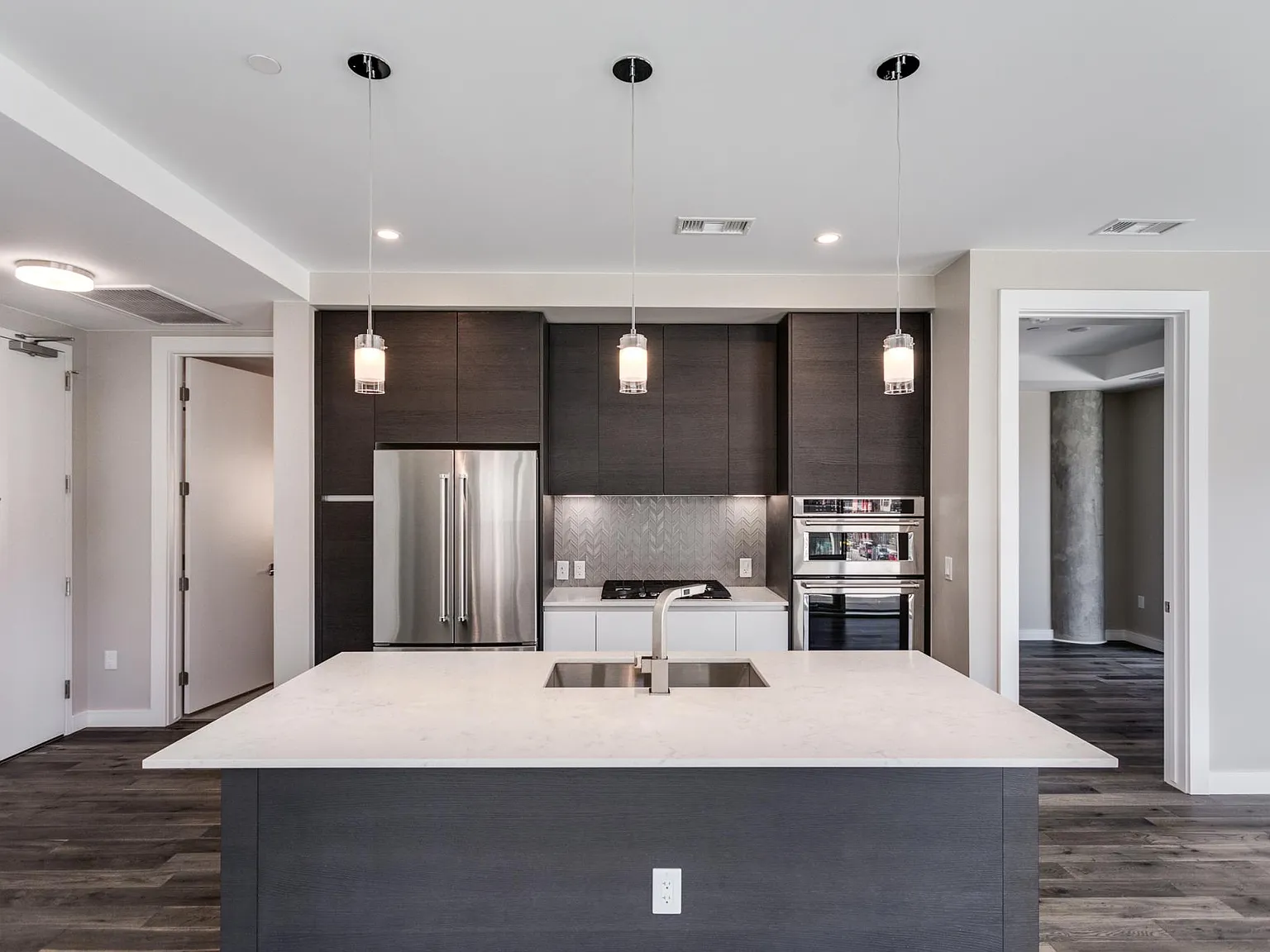 4200 W 17th Ave — Photo 3