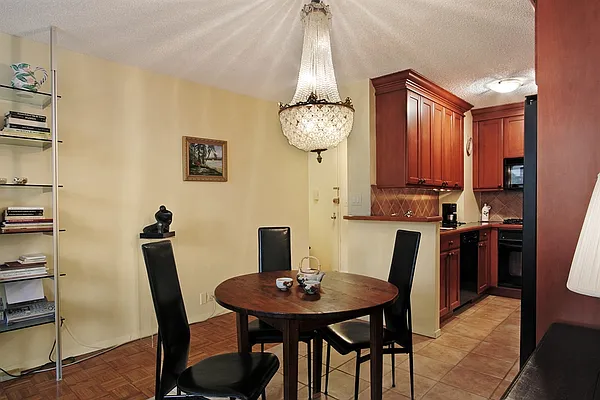 Rented by Corcoran | media 21