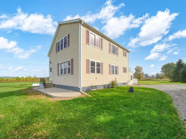 8231 Coman Rd, Pittsford, MI 49271