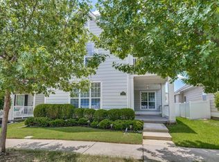 937 Wenk Ct, Aubrey, TX 76227
