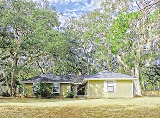 101 Marsh Oak Dr, Brunswick, GA 31525