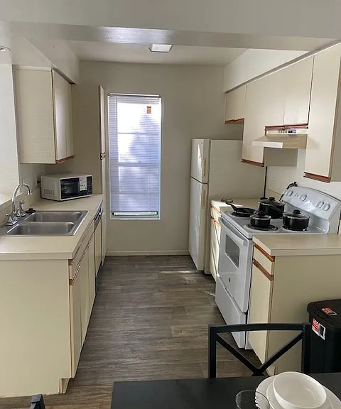 Cypress Trail Apartments — Photo 23
