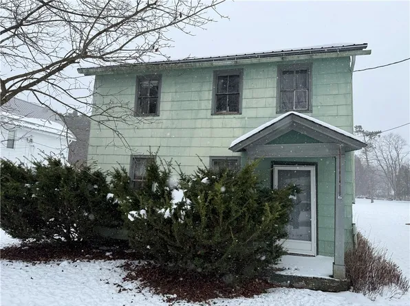 47 Mechanic St, Angelica, NY 14709