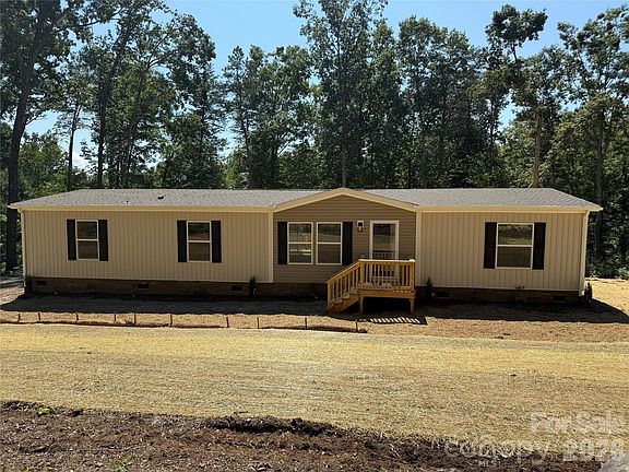 2nd image of 2617 Hudlow Rd