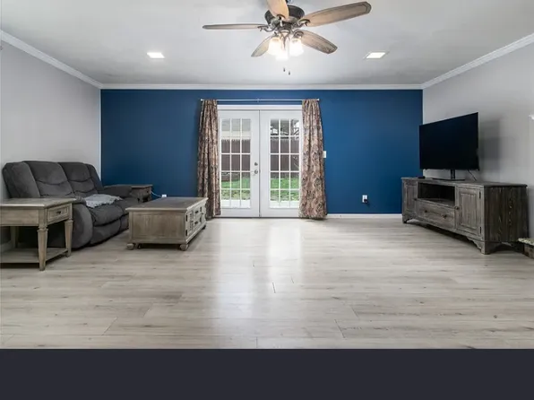 (undisclosed Address), Endicott, NY 13760