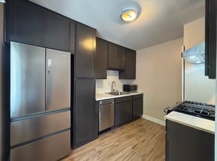 1735 6th St #B, Berkeley, CA 94710