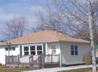 2707 Glenwood St, Highland, IN 46322