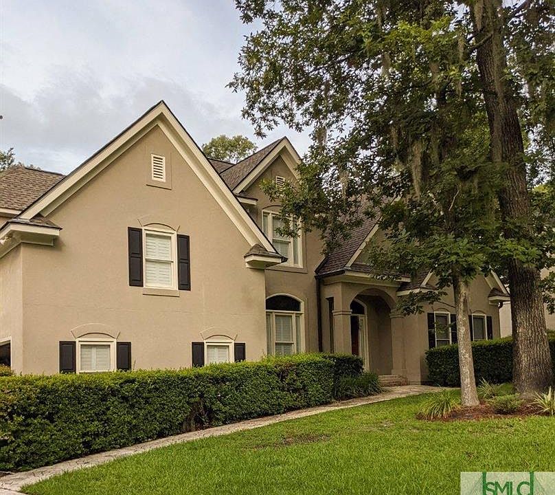 2nd image of 13 Hickory Grove Way