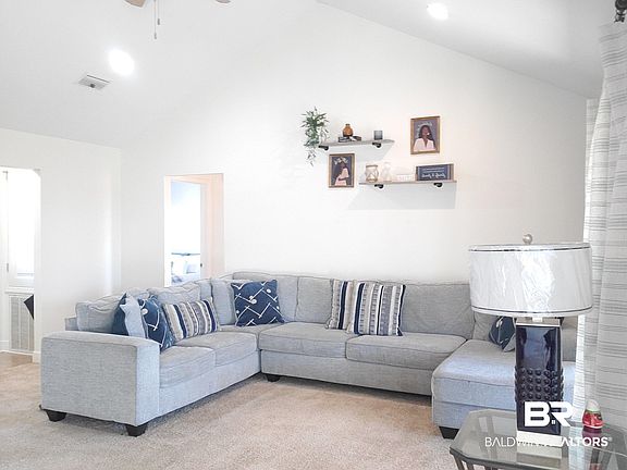 3rd image of 21578 Talbot Ln