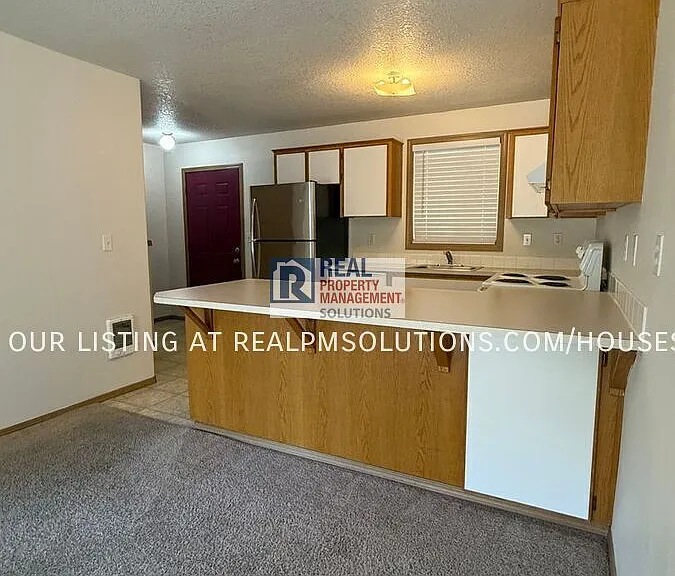 8514 N Syracuse St #1 — Photo 30