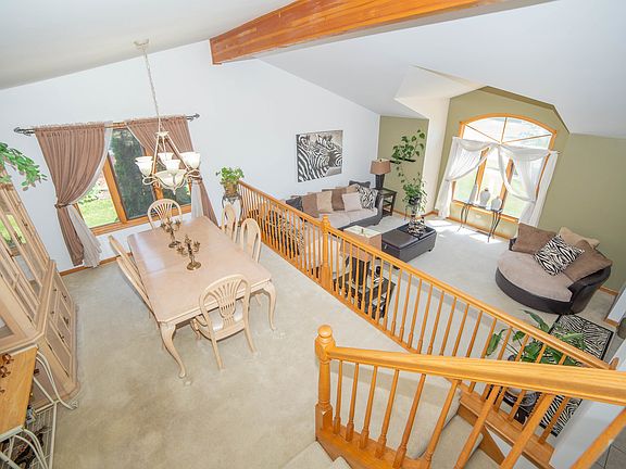 5th image of 19700 Summerhill Ct