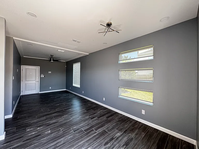 1808 Angelina Dr #3 — Photo 4