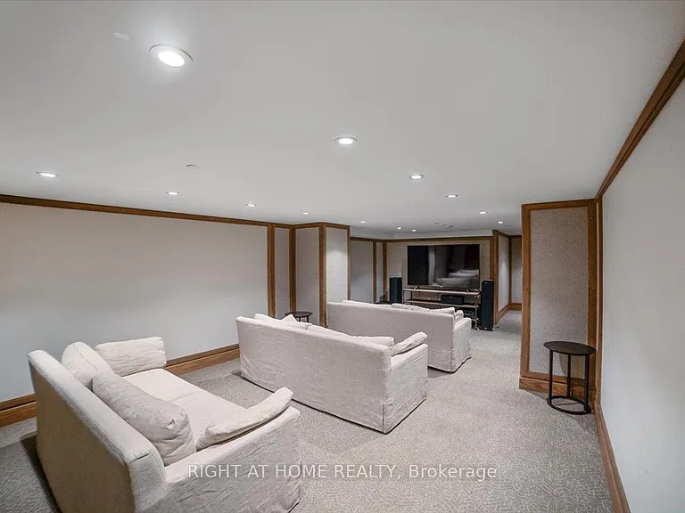 830 Lawrence Ave W #537 — Photo 17