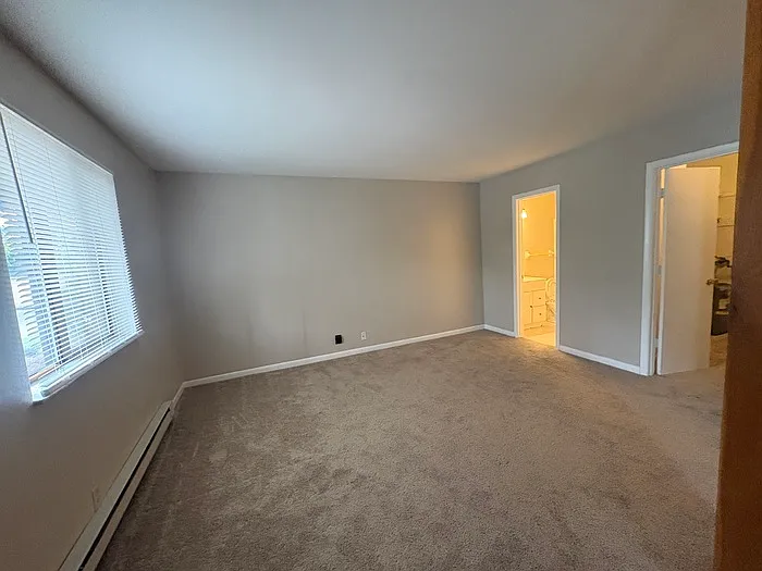 1 bed, 1.0 bath, 700 sqft, $1,250 — Photo 2