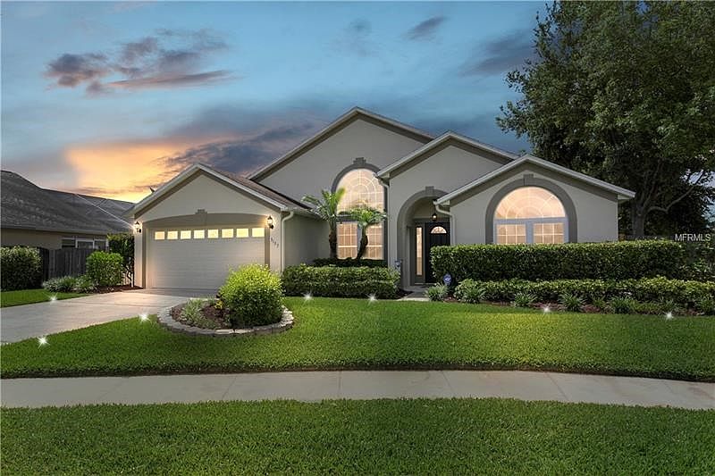 Dazzling Model-Like Pool Home!