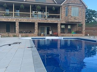 3776 Butcher Bend Rd, Mineral Wells, WV 26150