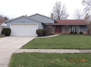 320 Janice Dr, Berea, OH