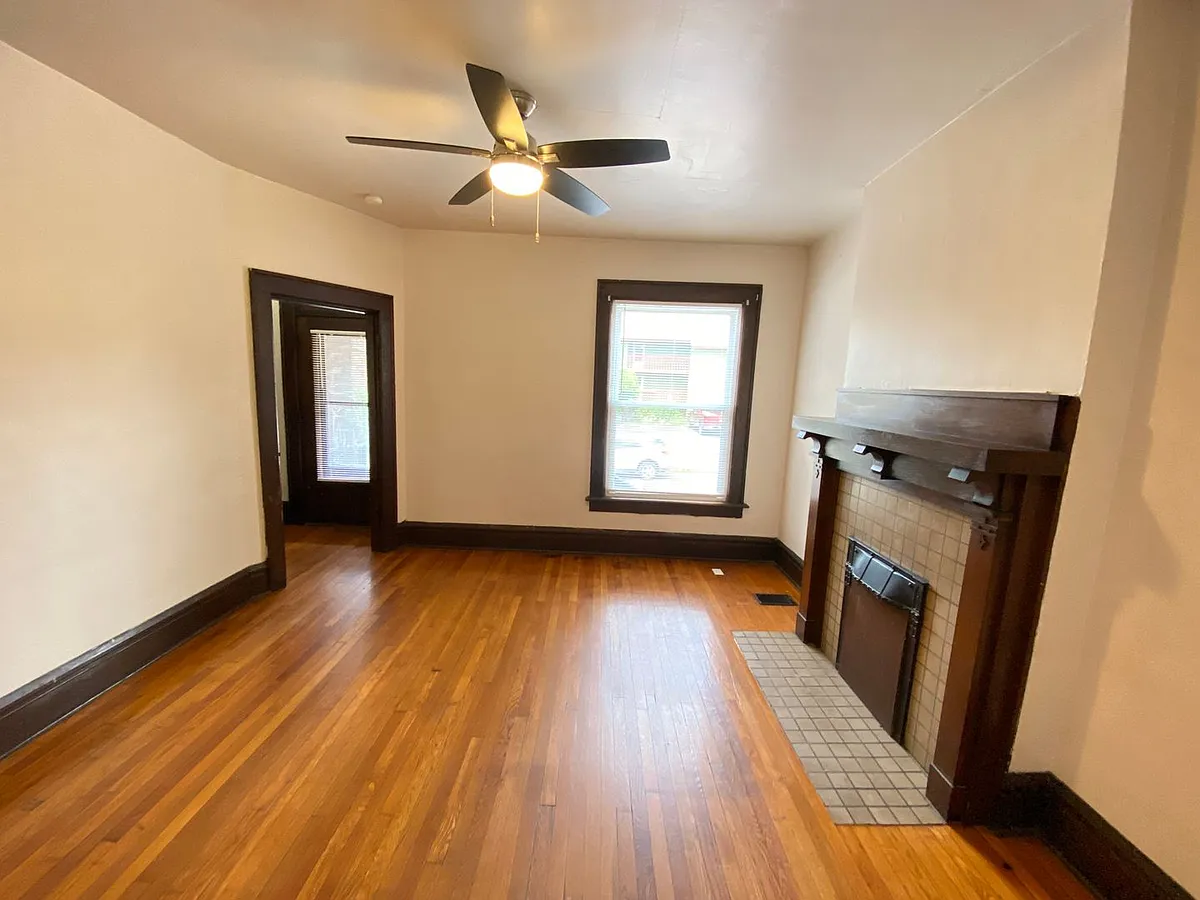Building Photo - E 20th Ave 303-317 TPP