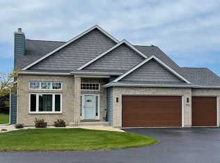 9645 Woodstock Rd, Garden Prairie, IL 61038