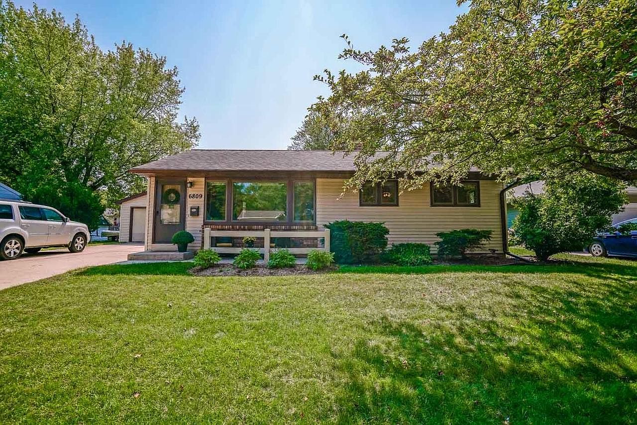 6809 Maywood Ave, Middleton, WI 53562 Zillow