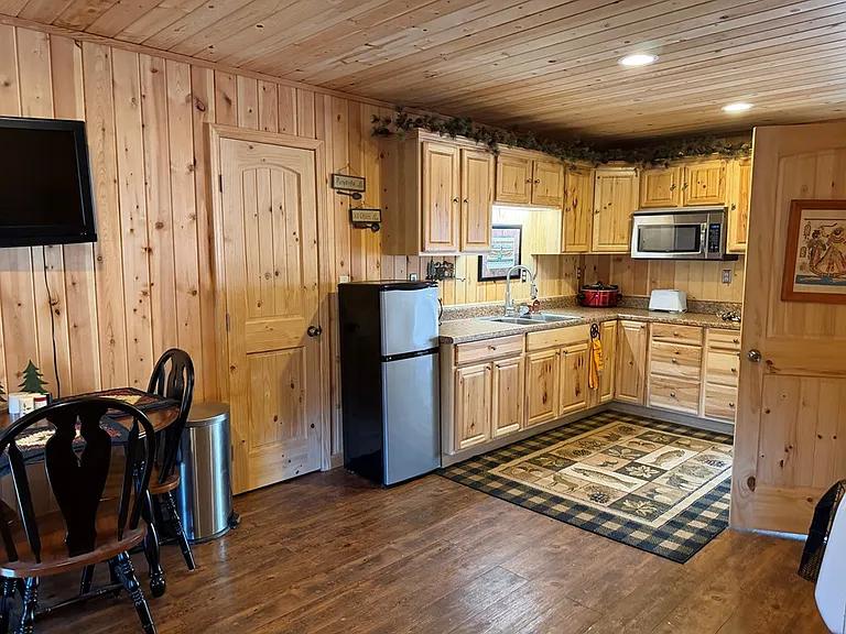 241 Owl Roost Trl — Photo 3