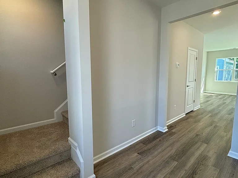 65 Whispering Oaks Cir — Photo 9