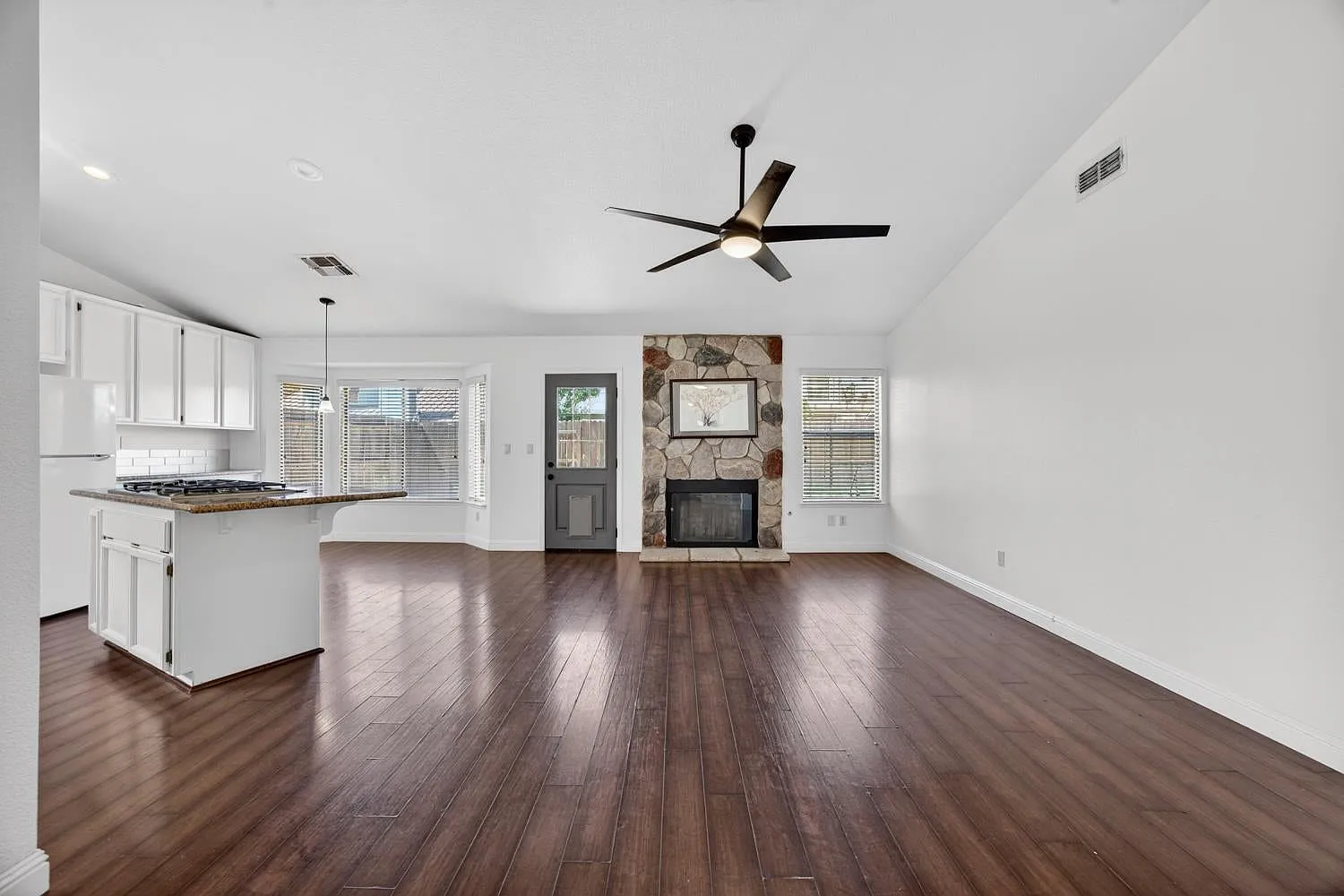 5119 Stoneglen Way — Photo 4