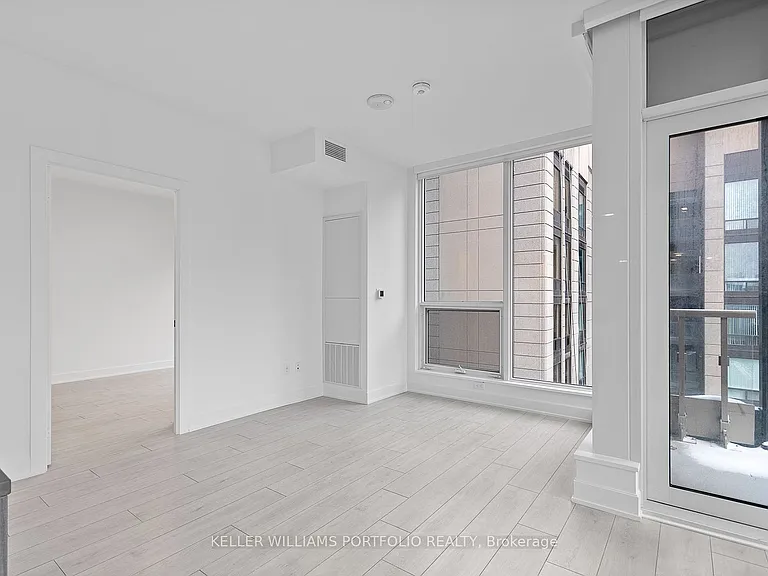 15 Mercer St #1408 — Photo 17