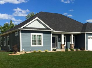 W192S8778 Settlement Ct, Muskego, WI 53150