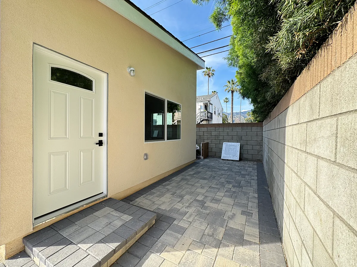 Building Photo - 815 Arden Ave #A