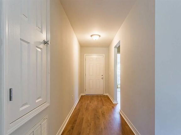 3rd image of 741 Forgotten Creek Ln