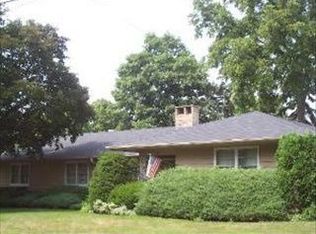 310 North Ave, St Charles, IL 60174