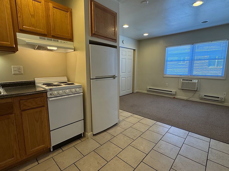 1st image of 512 S Hays Ave #17