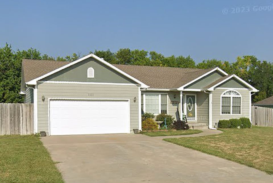 1st image of 1111 Saint Patricks Dr