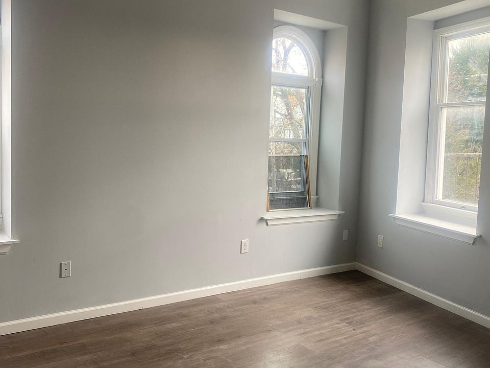 2nd image of 88 Mount Prospect Ave #3