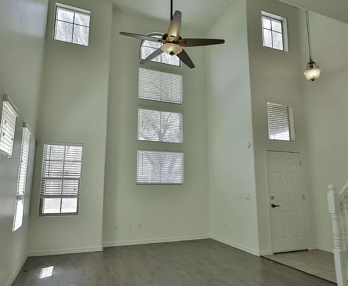 131 E Camino Del Abeto Ave — Photo 6