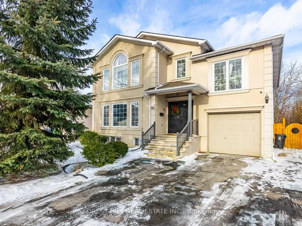 162 Goulding Ave, Toronto, ON M2M 1L7