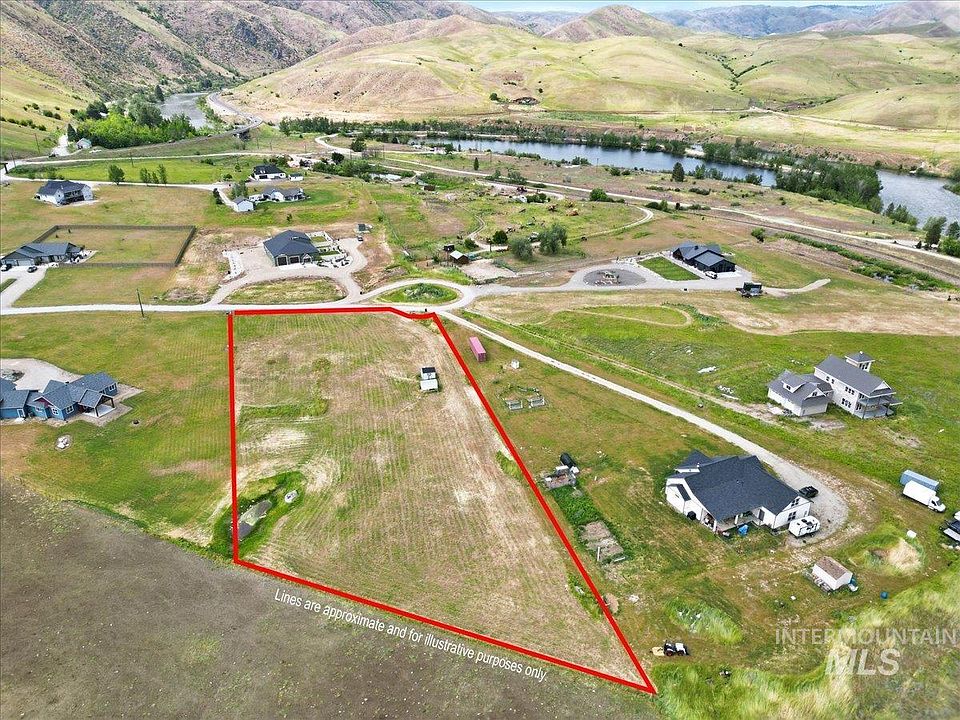 1st image of Teal Ln